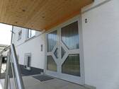 Hauseingang - 4 Zimmer Etagenwohnung in Neu-Anspach