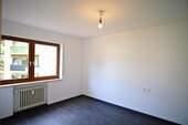 Zimmer 2 - 