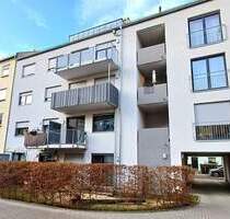 Für die große Familie! Moderne 4-Zi.-Wohnung, BLK, 2 Bäder, 3 Schlafzi., EBK, Garage, ruhige Lage, Innenstadtnähe - Nürnberg Hummelstein Für die große Familie! Moderne 4-Zi.-Wohnung, BLK, 2 Bäder, 3 Schlafzi., EBK, Garage, ruhige Lage, Innenstadtnähe - Nürnberg Hummelstein