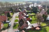 Wasser im Hintergrund - 4 Zimmer Einfamilienhaus in Emden