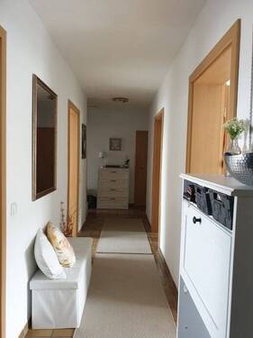 Flur - ETW- MERZIG - FITTEN -GERÄUMIGE; HELLE 3-ZIMMER-WOHNUNG OHNE BALKON