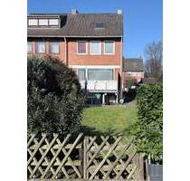 Zum Verkauf steht ein vermietetes Reihen Endhaus in Bremen Osterholz.