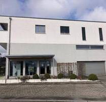 Moderne Büro Verkaufsfläche mit Penthousewohnung - Ravensburg Weststadt