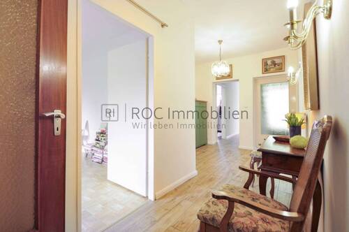 Flur I - 5 Zimmer Einfamilienhaus in Berlin