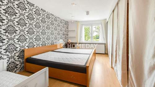 1. OG Schlafzimmer 1 1 - 