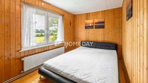 1. OG Schlafzimmer 2 1 - 