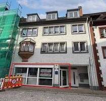 Einmalige Laden-Büro-Praxis-Gewerberäume mit Garage - Villingen-Schwenningen