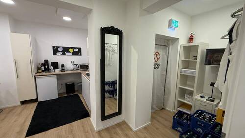 Küche/Mitarbeiter/EDV - Büro mit 140,00 m&sup2; in Villingen-Schwenningen zur Miete