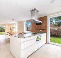 Großzügiges Ein- Zweifamilienhaus mit großem Grundstück in Trudering - Erbpacht - nur 319 € jährl. - München Trudering-Riem