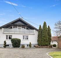 Freistehendes Einfamilienhaus mit großem Grundstück - Dietingen