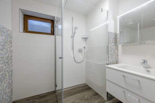 Badezimmer Einliegerwohnung - 