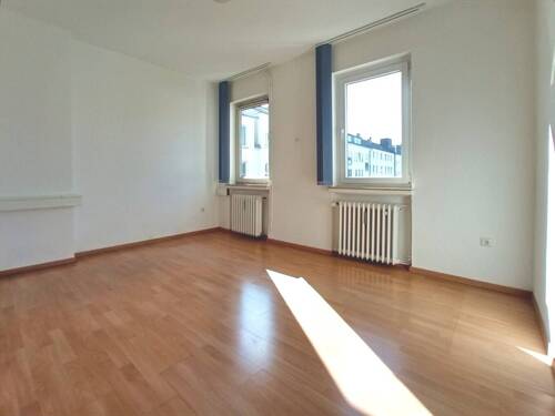 Büroraum 8 - 