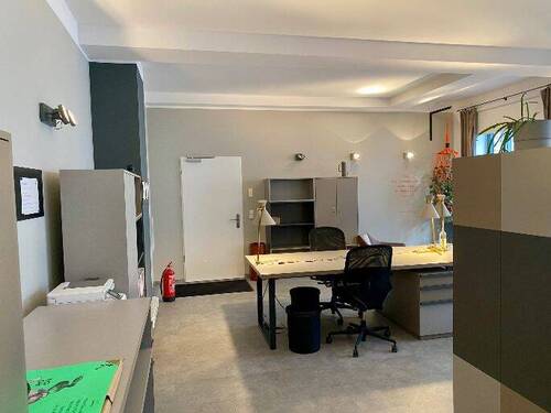 BÜROINSEL (4 Arbeitsplätze) - 4er-Büroinsel im Loft Berlin-Mitte: 247 Zugang, Kaffee-Flatrate
