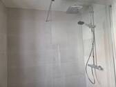 Duschbad mit Fenster 1. OG - 