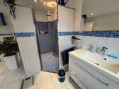 EG Bad 2 - 