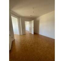 Attraktive Stadtparknahe 2 RWE mit Balkon und Tageslichtbad - Görlitz Innenstadt