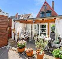 Gepflegtes EFH mit Einbauküche, Terrasse - modernisiert, lichtdurchflutet und gemütlich - Filderstadt Harthausen