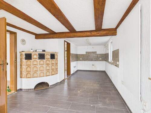 Küche mit Kachelofen - 