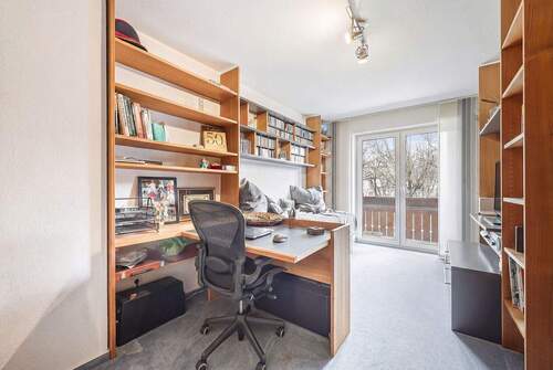 Kinder-/Gäste-/Arbeitszimmer (Zimmer 1) - 