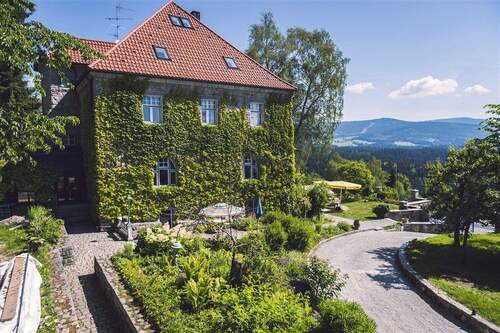 Villa Südseite - Hotel, Pension, Gasthof in Breitenberg zum Kaufen