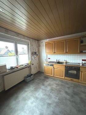 Küche OG Teilens. mit Speisekammer - 