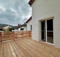Ab Sofort - Schöne Wohnung in Marktl mit Balkon