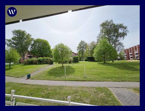 Aussicht vom Balkon 01 - °Charmant & renoviert mit Balkonblick ins Grüne° 3 Zimmer mit Einbauküche Tageslichtbad mit Wanne