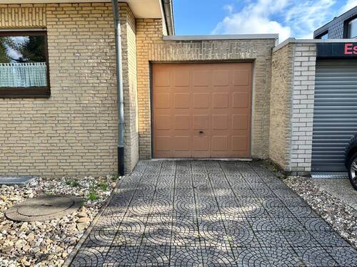 Garage - 