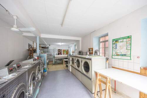 Gewerbefläche EG - 6 Zimmer Mehrfamilienhaus, Wohnhaus in Marbach am Neckar