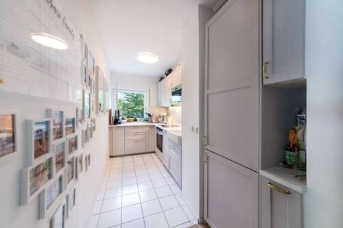 Küche, chick und funktionell - 3 Zimmer Etagenwohnung in München