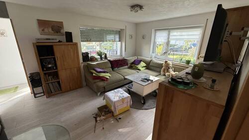 Wohnzimmer - 4 Zimmer Etagenwohnung in Königsfeld