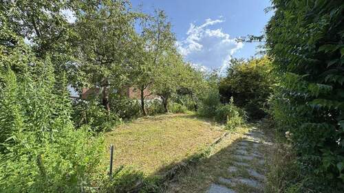 Grundstück - Bungalow mit 65,00 m&sup2; in Leipzig zum Kaufen