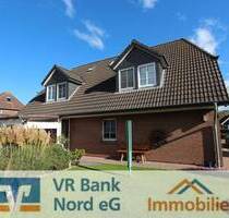 Wohnhaus mit 2 Wohneinheiten in attraktiver Lage nahe des Bahnhofes - Klanxbüll