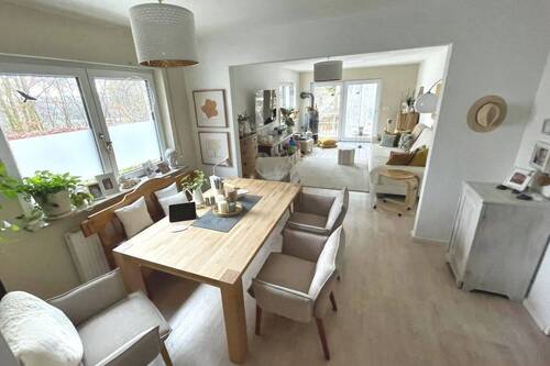 Bungalow 1 Wohnen / Essen - 
