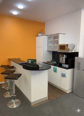 offene Küchenlösung - Büro mit 237,00 m&sup2; in Nürnberg zur Miete