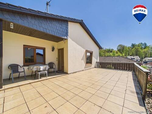 RE/MAX Immobilien DeLux Haus zu verkaufen in Besseringen - 