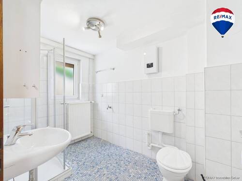 RE/MAX Immobilien DeLux Haus zu verkaufen in Besseringen - 