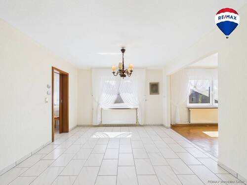 RE/MAX Immobilien DeLux Haus zu verkaufen in Besseringen - 