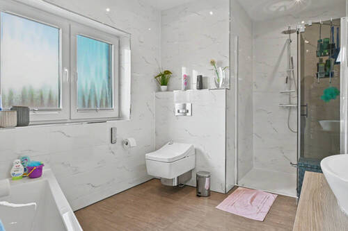 Badezimmer DG - 