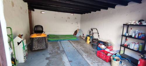 Garage mit Grube - 