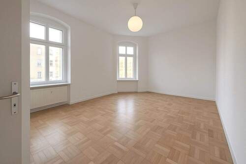 Zimmer 3 (Durchgangszimmer) - 4 Zimmer Büro zur Miete in Berlin