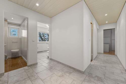 Diele - 3 Zimmer Etagenwohnung zum Kaufen in München