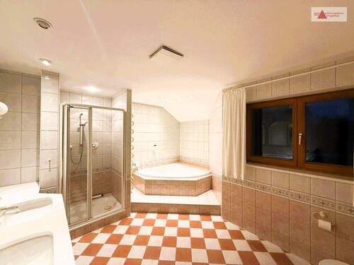 DG_Wohnung_Hauptbad - 