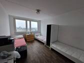  Zimmer 2 - 3 Zimmer Etagenwohnung in Berlin