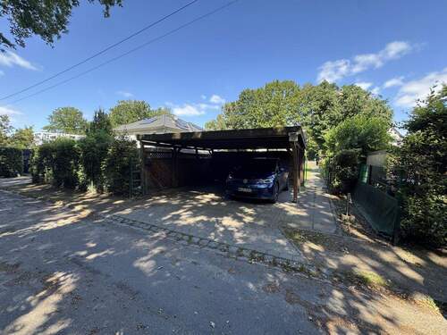 Carport mit Straße - 