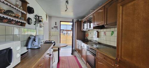 SEPARATE KÜCHE INKL. EBK MIT TERRASSENAUSGANG - 