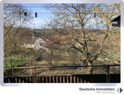 Blick aufs Grundstück - 