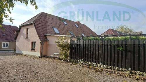 Bild 3 - 9 Zimmer Mehrfamilienhaus, Wohnhaus in Sietow