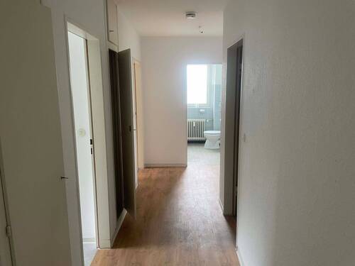 Flur - 3 Zimmer Etagenwohnung in Eschborn