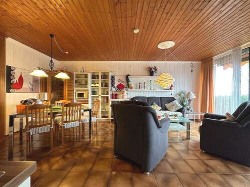 Wohnen EG rechts - 